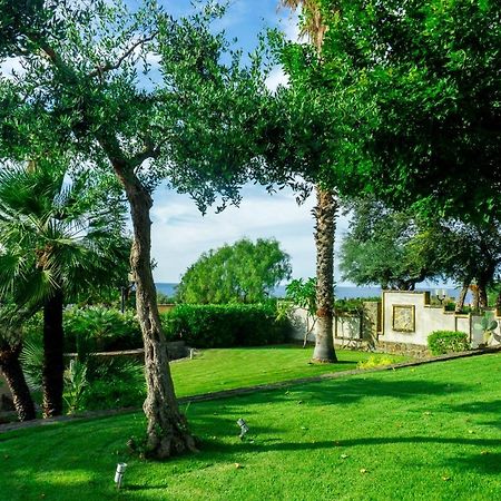 Villa Medina Чефалу Екстериор снимка