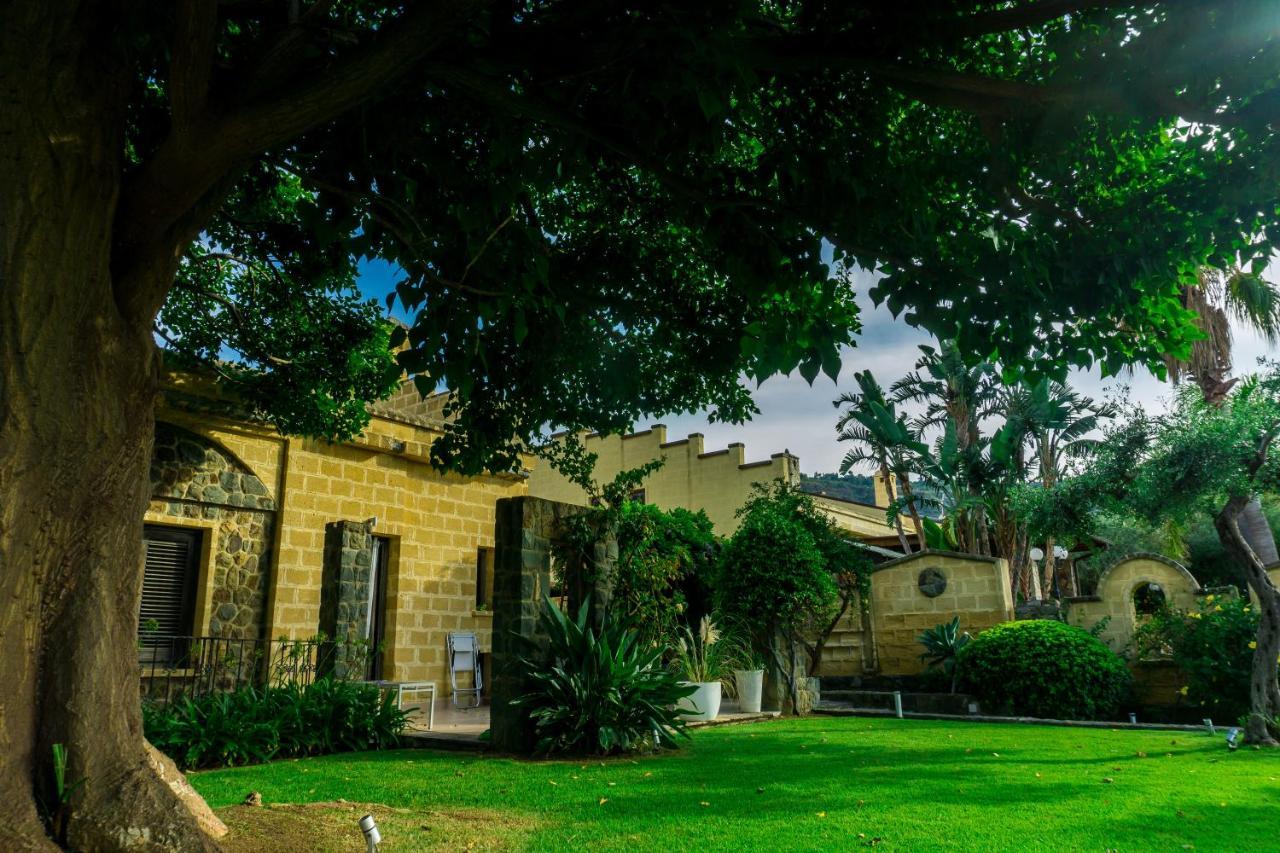 Villa Medina Чефалу Екстериор снимка