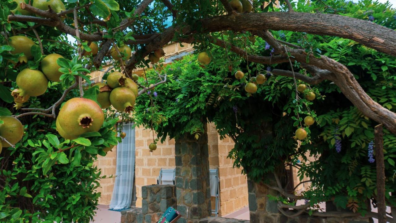 Villa Medina Чефалу Екстериор снимка