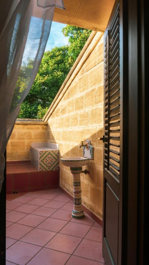 Villa Medina Чефалу Екстериор снимка